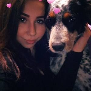 Meet your Posher, Aisha